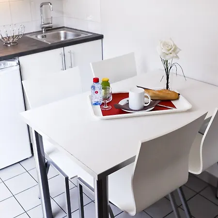 Montempo Part Dieu Otel 3*